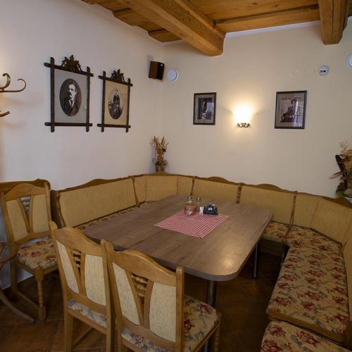 Restaurace